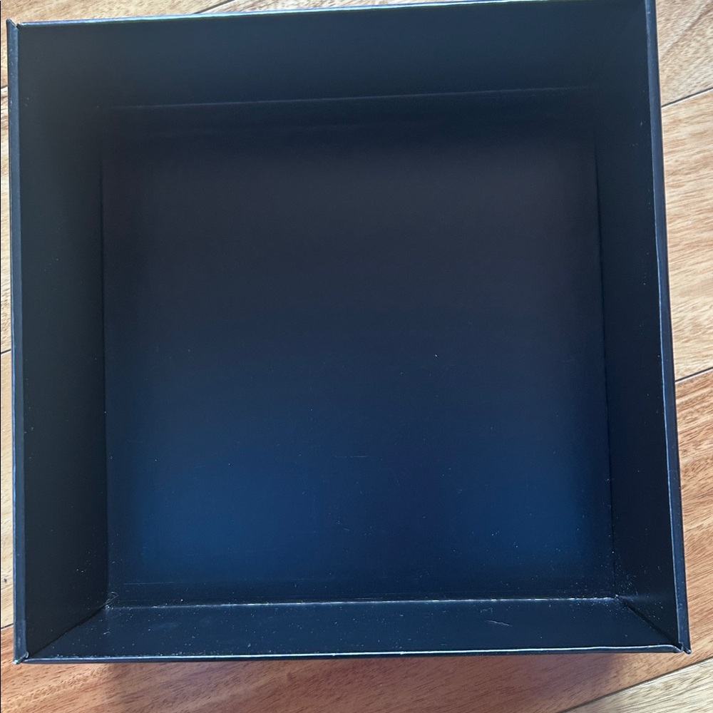 CHANEL gift box White and Black + bag - Picture 3 of 4